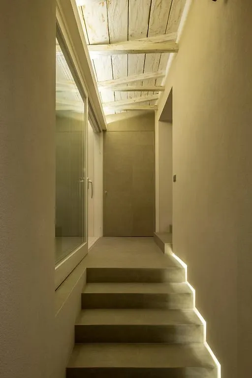Room 230 Roma Luxury Suites Guest house